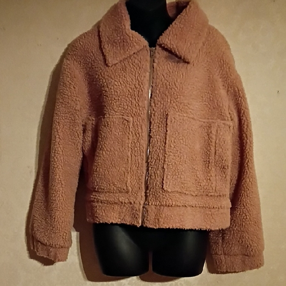Princess Polly Jackets & Blazers - Princess Polly Mauve/ Rose Cozy Teddy Jacket. Size 6.Pretty Fall Color.